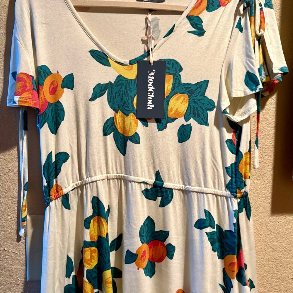 ModCloth Floral Dress/Shirt with Peaches NWT